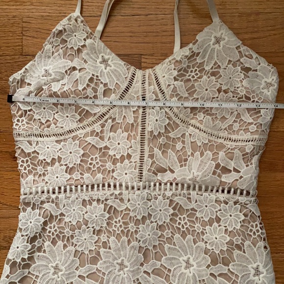 White Lace Dress - Picture 5 of 7